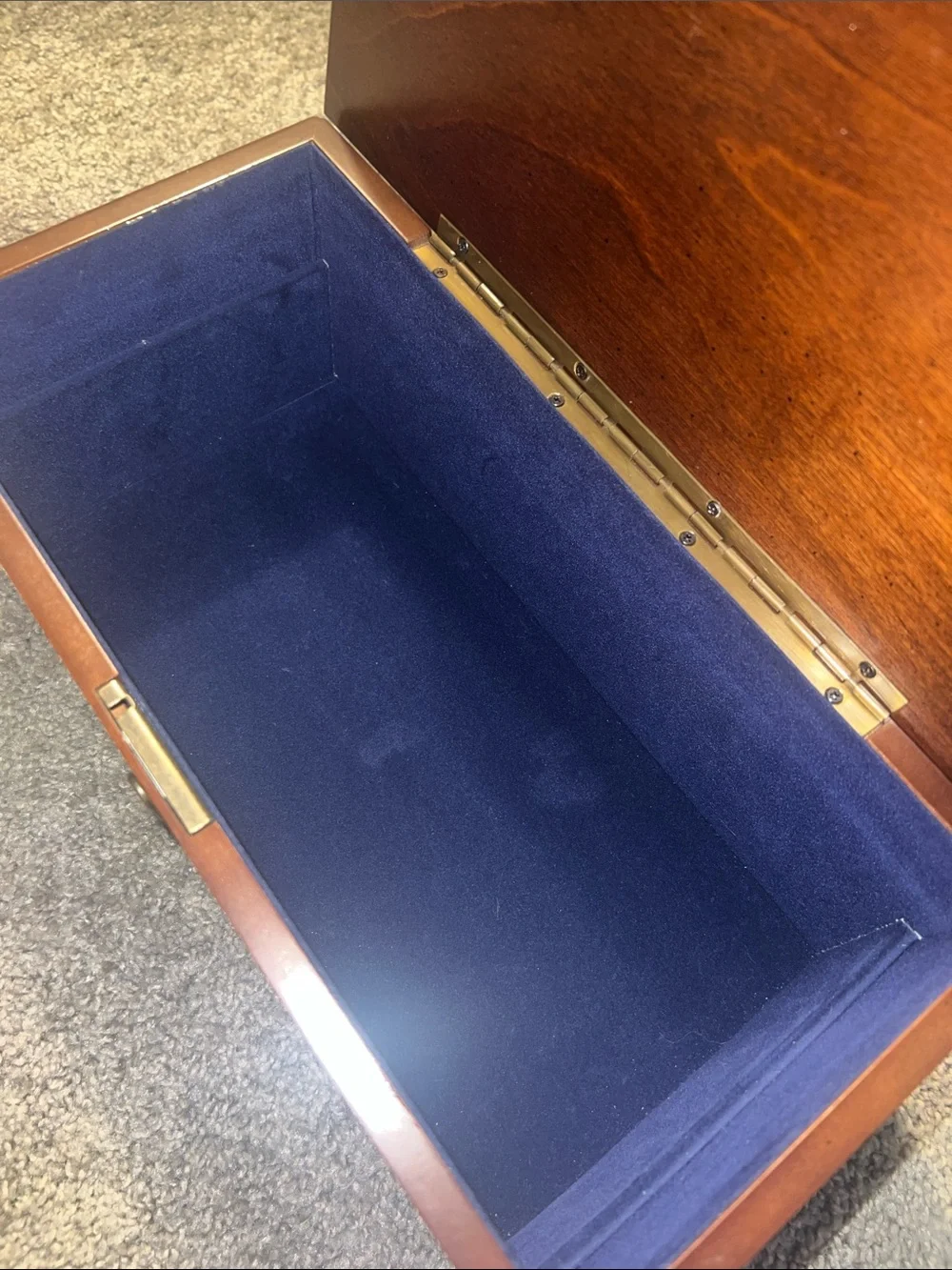 Vintage 1992 The Bombay Company Mahogany Jewelry Chest w/ original skeleton key